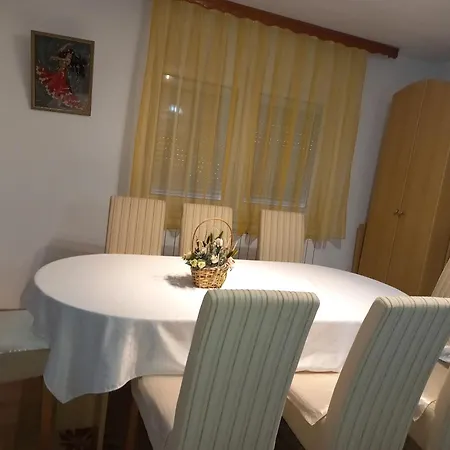 Andja Appartement Kljuc